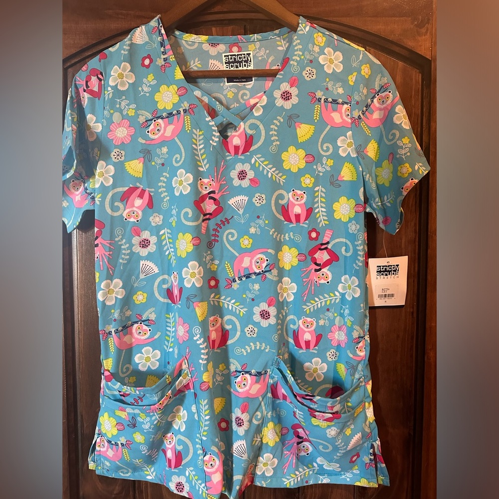 Scrub top